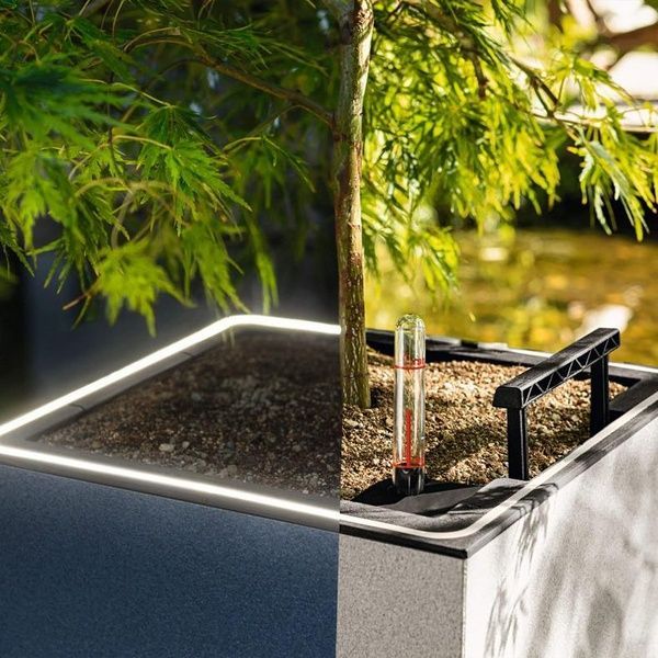 Розумний вазон з автополивом Lechuza CANTO Stone 40 high LED кварцовий білий 13647 фото